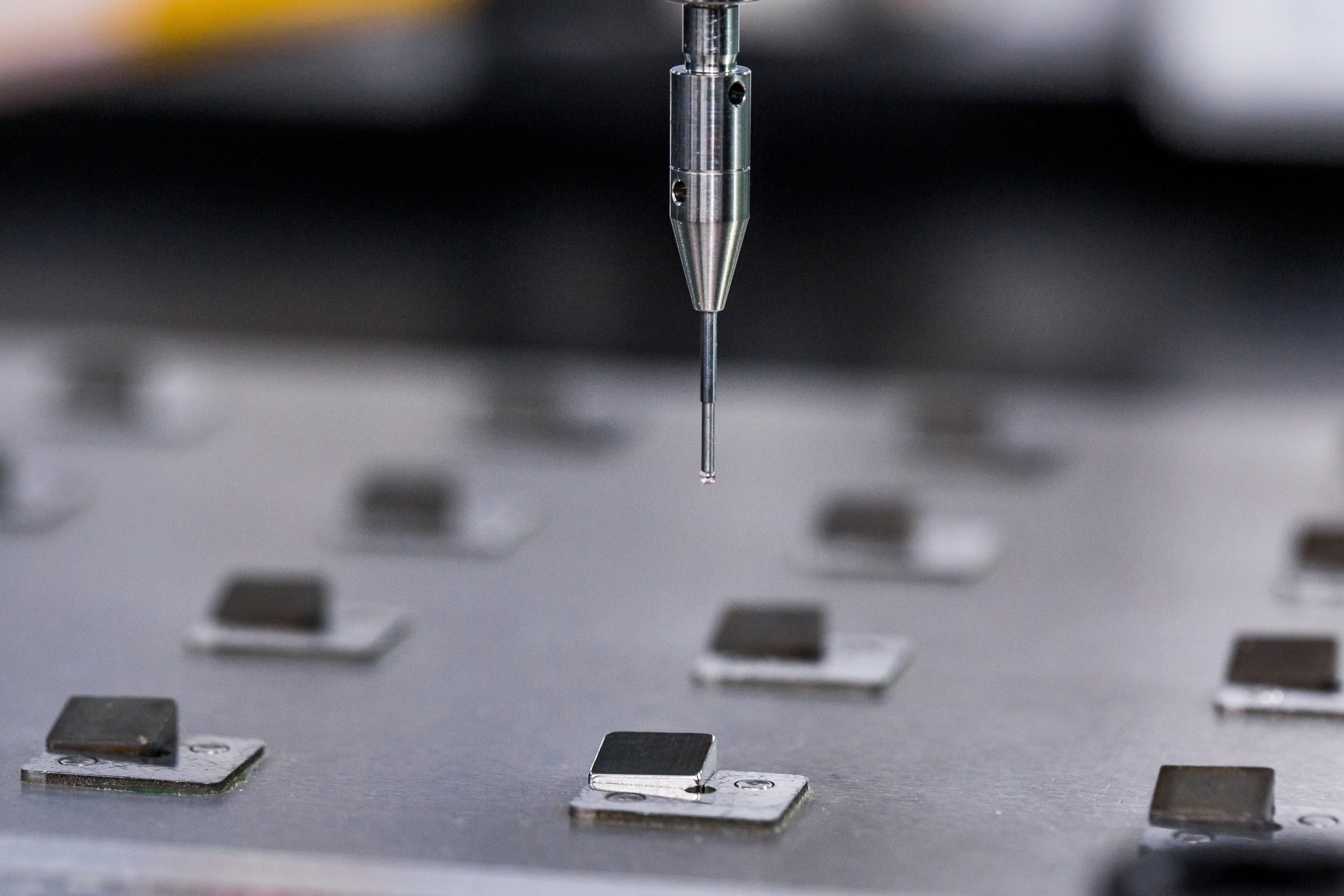 Precision testing of neodymium magnets – ensuring uncompromising quality and unmatched performance in every magnet shipped.